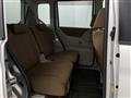 2011 Nissan ROOX