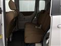 2011 Nissan ROOX