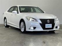 2013 Toyota Crown Athlete Series