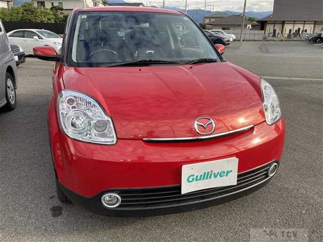 2005 Mazda Verisa