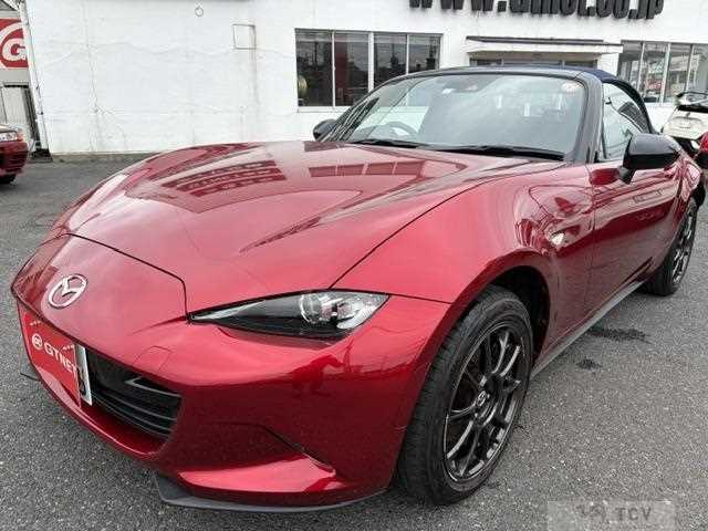 2023 Mazda Roadster