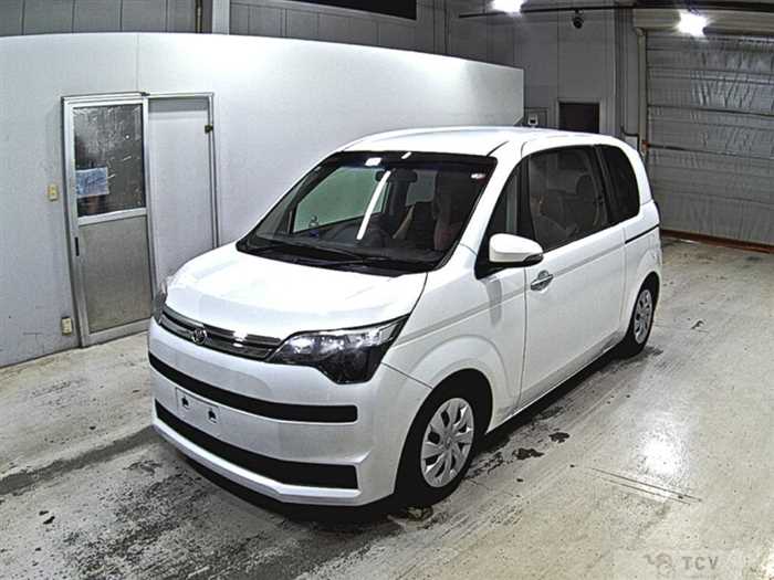 2013 Toyota SPADE