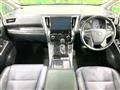 2018 Toyota Alphard Hybrid