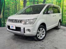 2011 Mitsubishi Delica D5