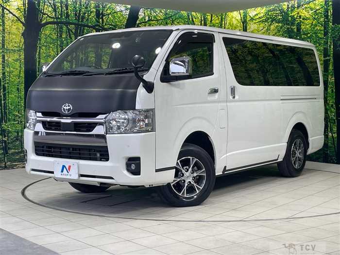 2022 Toyota Hiace Van