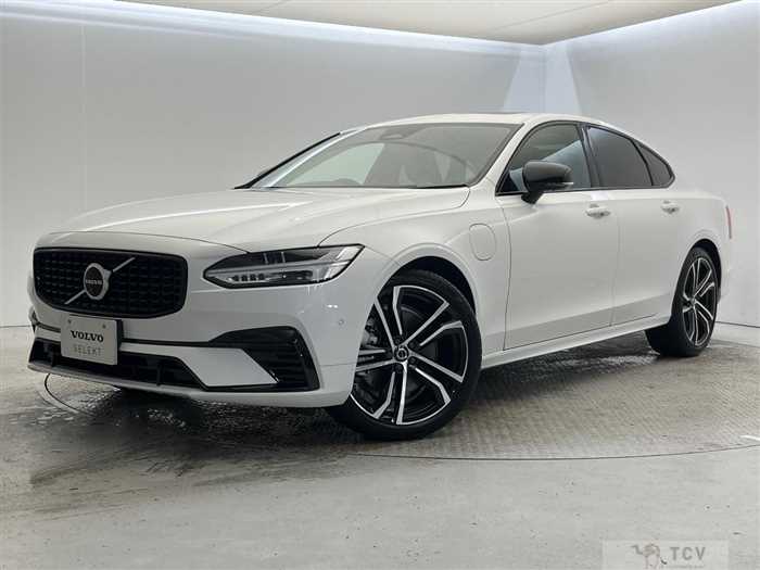 2022 Volvo S90