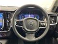 2022 Volvo S90