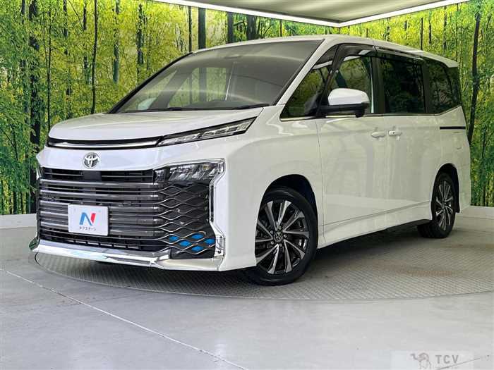 2025 Toyota Voxy