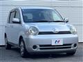 2005 Toyota Sienta