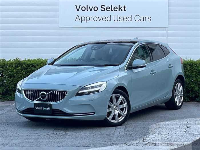 2019 Volvo V40