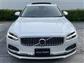 2022 Volvo V90