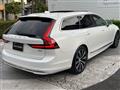 2022 Volvo V90