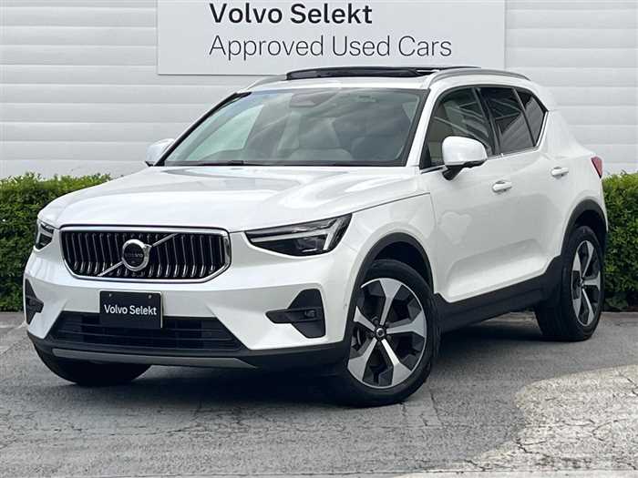 2023 Volvo XC40