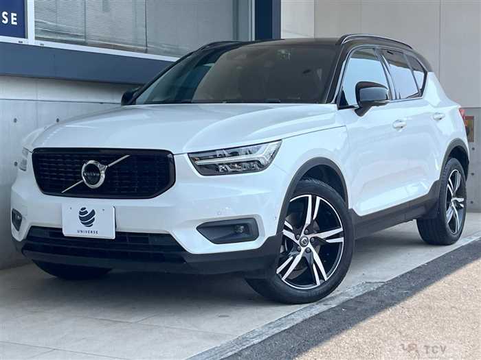 2022 Volvo XC40