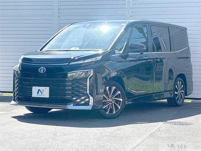 2023 Toyota Voxy