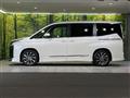 2025 Toyota Voxy
