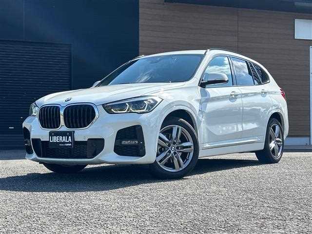 2022 BMW X1