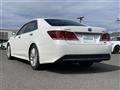 2015 Toyota Crown Hybrid