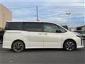 2018 Toyota Voxy