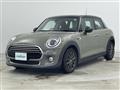 2019 BMW MINI