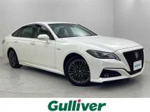2020 Toyota Crown Hybrid