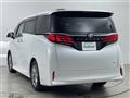 2025 Toyota Alphard Hybrid