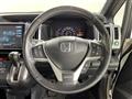 2013 Honda Step WGN
