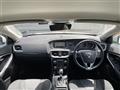 2018 Volvo V40