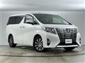 2015 Toyota Alphard Hybrid