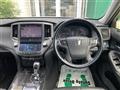2013 Toyota Crown Hybrid