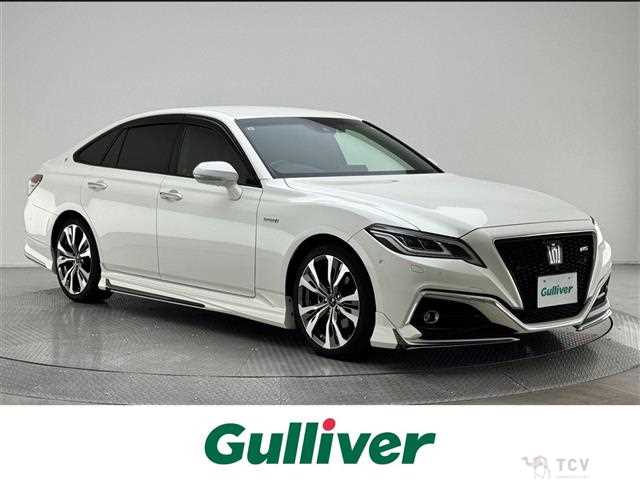 2019 Toyota Crown Hybrid