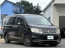 2013 Honda Step WGN