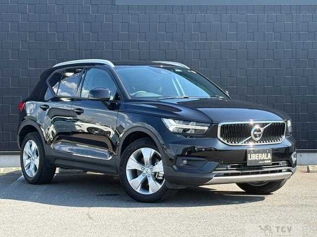 2021 Volvo XC40