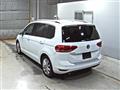 2017 Volkswagen Golf Touran