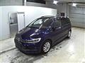 2016 Volkswagen Golf Touran