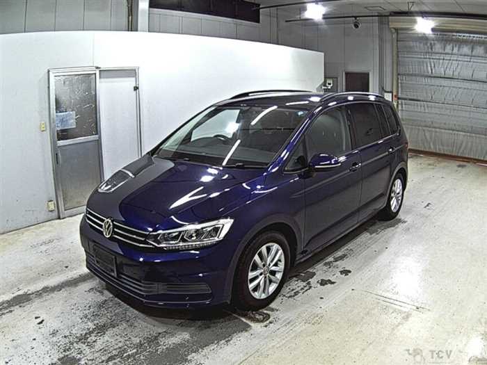 2016 Volkswagen Golf Touran