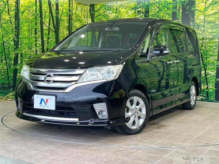 2013 Nissan Serena