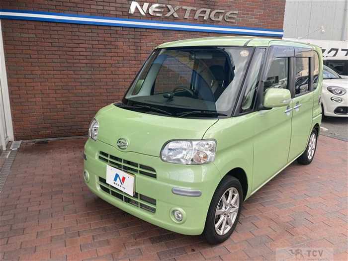 2011 Daihatsu Tanto