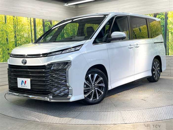 2025 Toyota Voxy