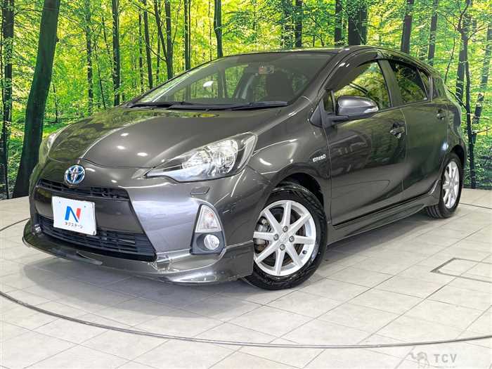 2012 Toyota AQUA