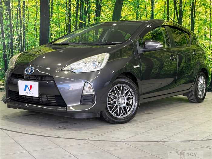 2013 Toyota AQUA
