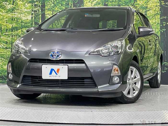 2013 Toyota AQUA