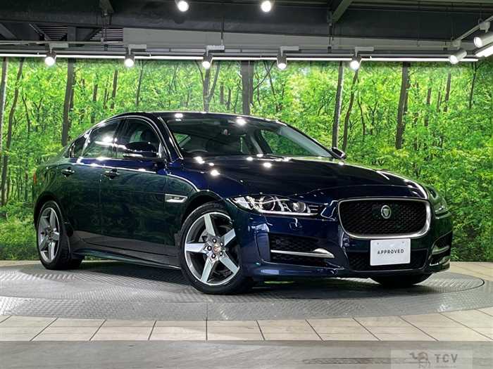 2017 Jaguar XE
