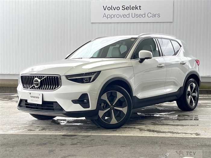 2023 Volvo XC40