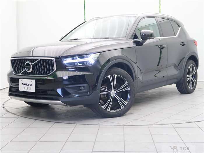 2021 Volvo XC40