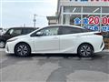 2017 Toyota Prius PHV