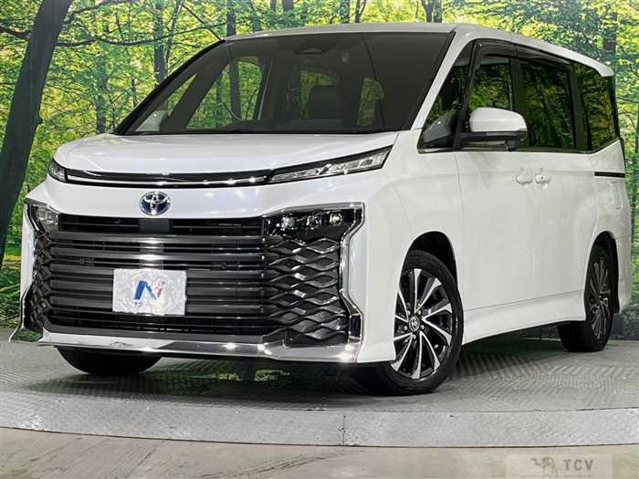 2022 Toyota Voxy