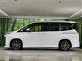 2022 Toyota Voxy