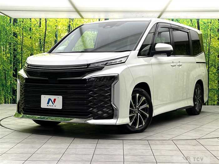 2023 Toyota Voxy