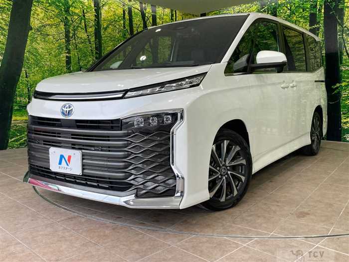 2024 Toyota Voxy